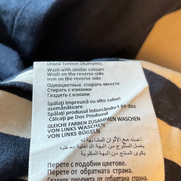 Chic Navy Dress with White Stripes - Picture 11 of 11